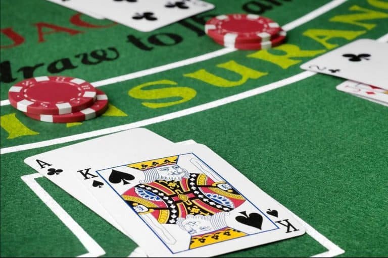 888mmr VIP တာဝန်ယူကစားခြင်း မြန်မာ ကစားသမားများ ဘေးကင်းလုံခြုံစွာ ကစားနေသည့် မြင်ကွင်း